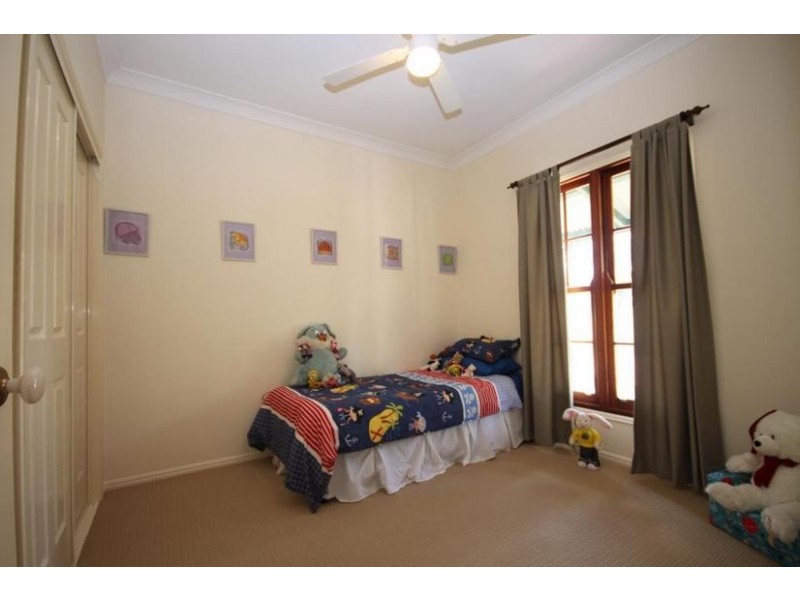 2 Eden Crescent, Springfield Lakes QLD 4300