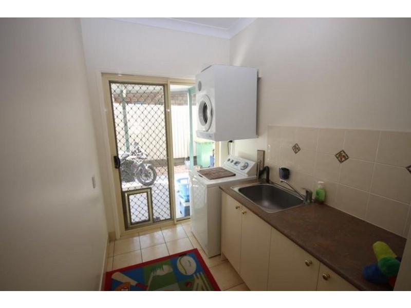 2 Eden Crescent, Springfield Lakes QLD 4300