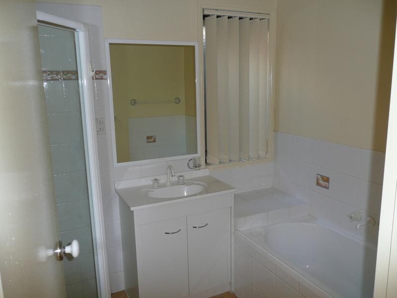 33 Harrison Place, Forest Lake QLD 4078