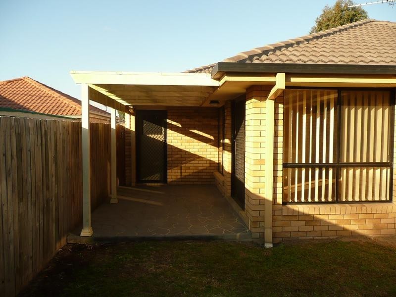 33 Harrison Place, Forest Lake QLD 4078