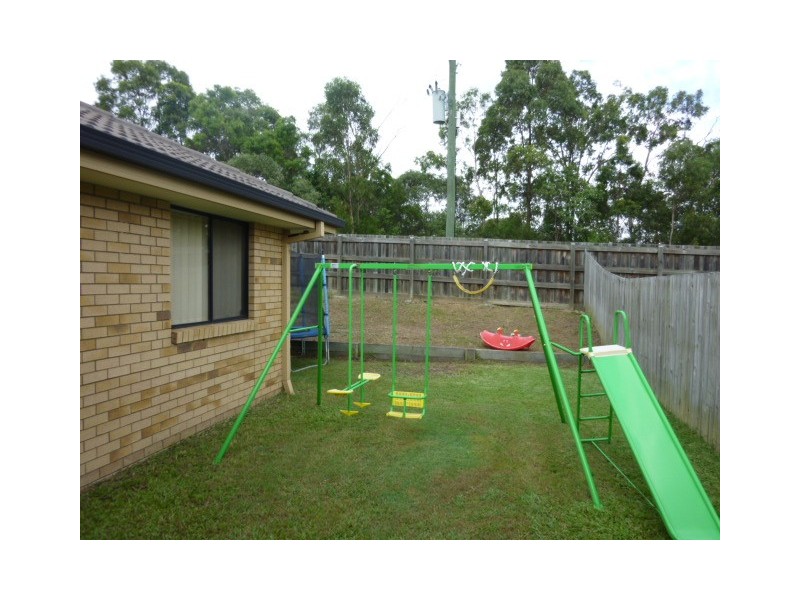 33 Harrison Place, Forest Lake QLD 4078