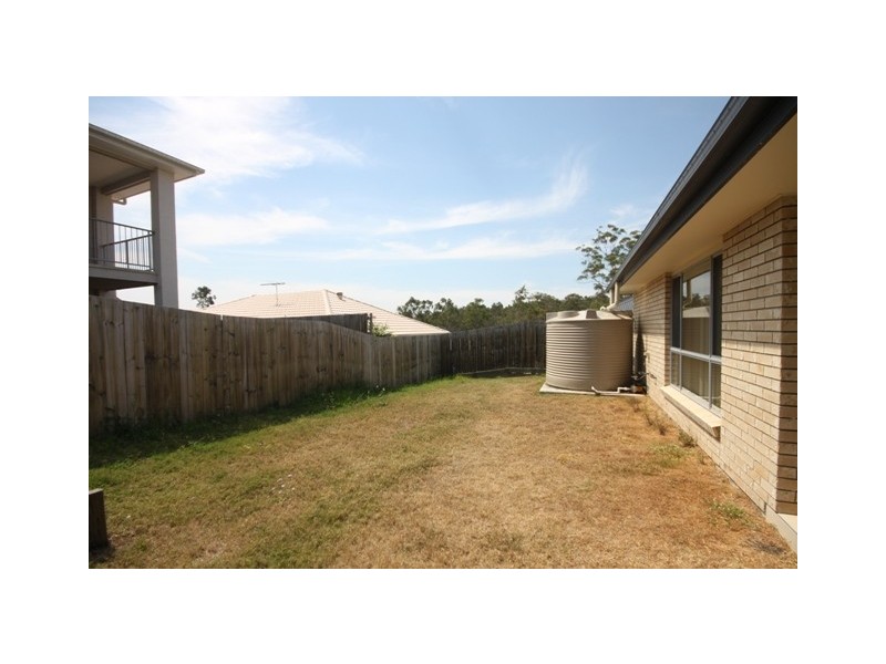 8 Everglades Street, Springfield Lakes QLD 4300