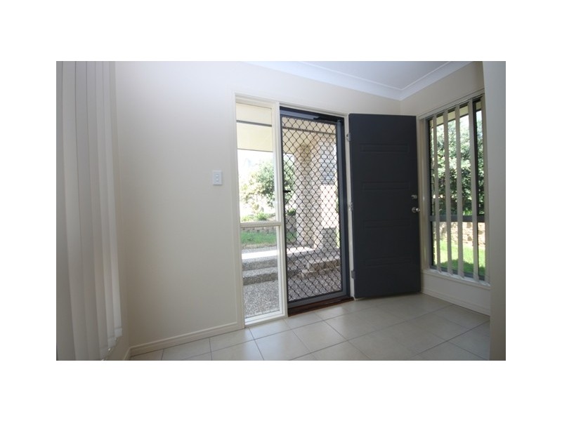 8 Everglades Street, Springfield Lakes QLD 4300