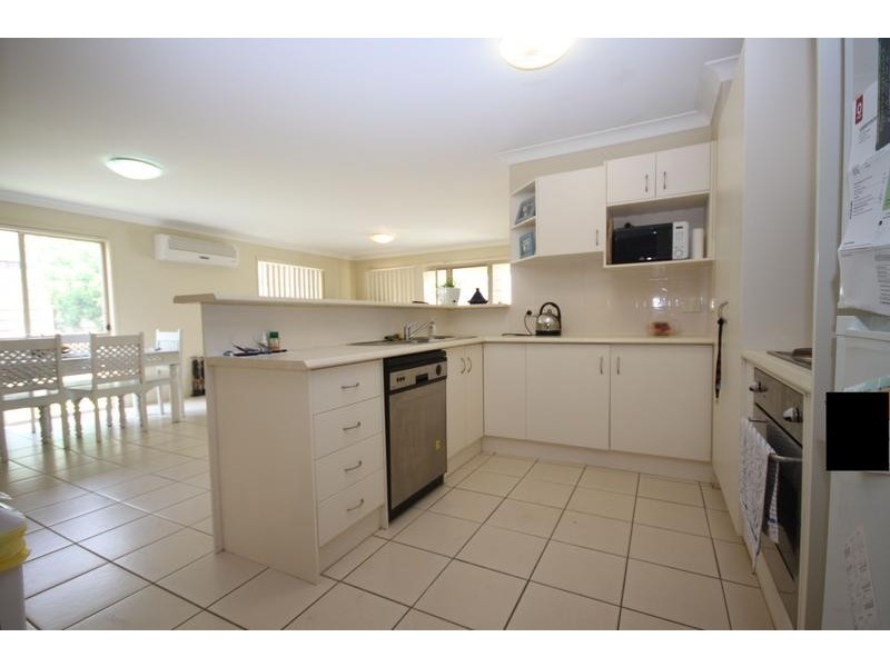 10 Parkside Drive, Springfield QLD 4300