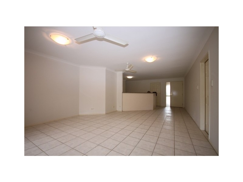 8 Elysian Crescent, Camira QLD 4300