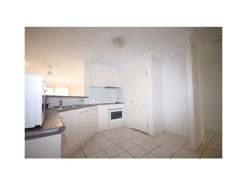 8 Elysian Crescent, Camira QLD 4300