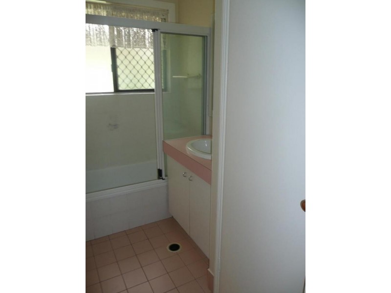 3 Hannant Street, Collingwood Park QLD 4301