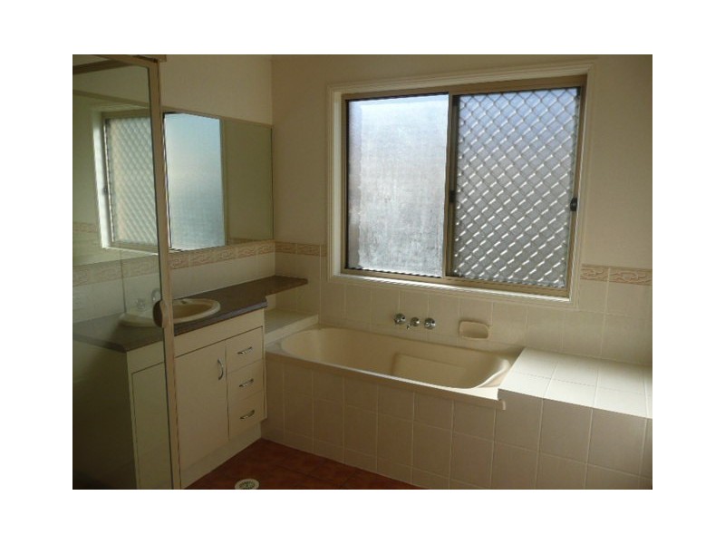 25 Starr Street, Forest Lake QLD 4078