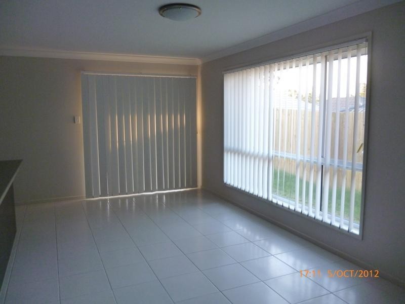 90 Valentine Circuit, Augustine Heights QLD 4300