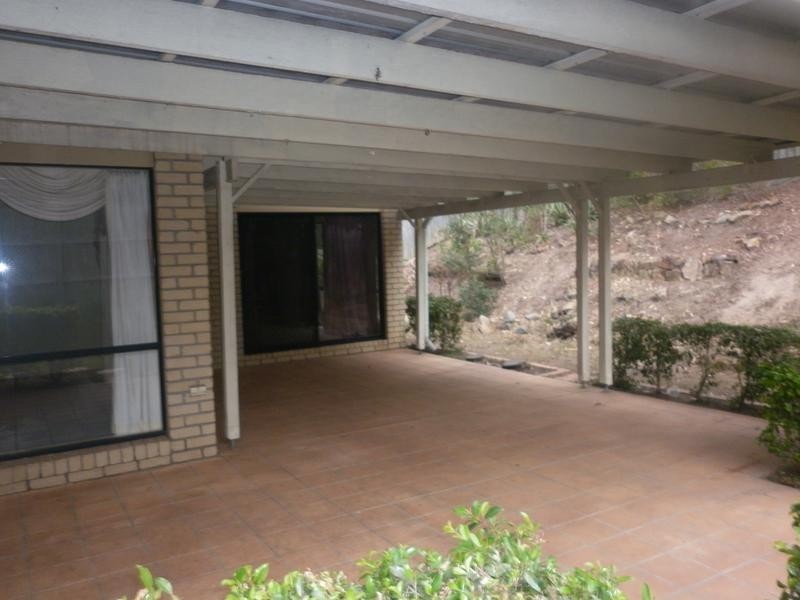 42 Berkshire Place, Springfield Lakes QLD 4300