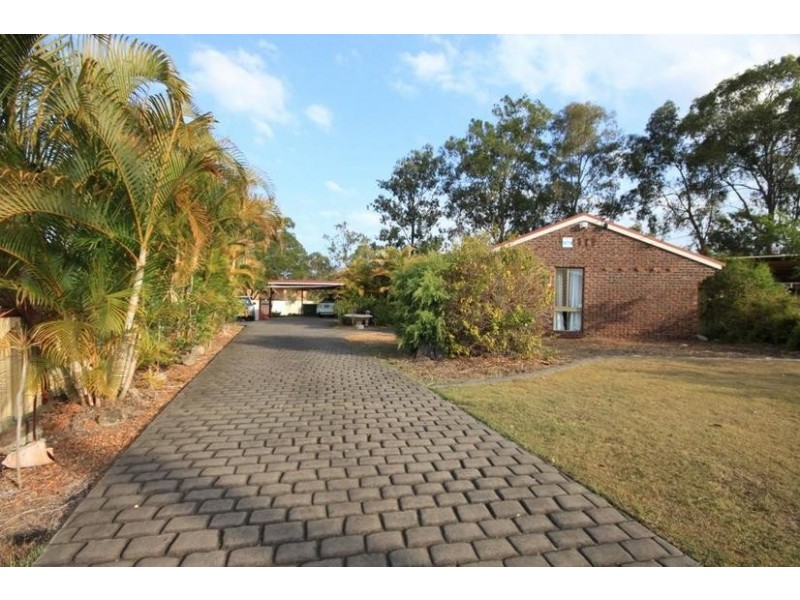 6 Strachan Court, Collingwood Park QLD 4301