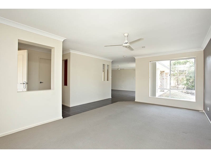 18 Oprah, Brassall QLD 4305