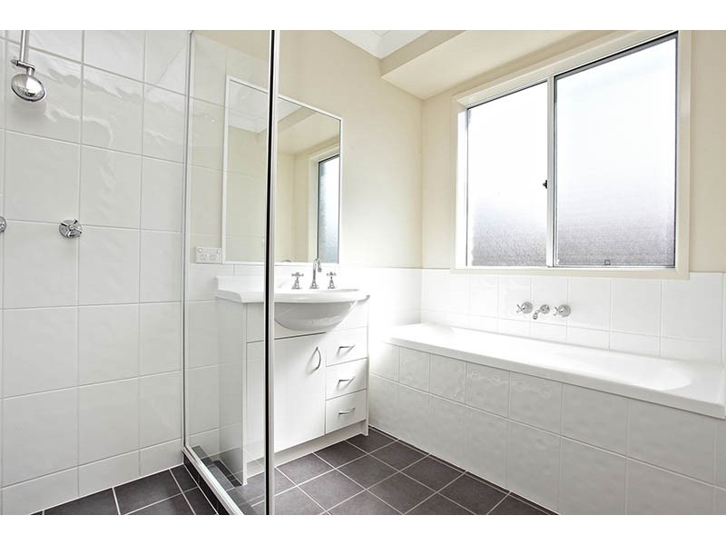 18 Oprah, Brassall QLD 4305
