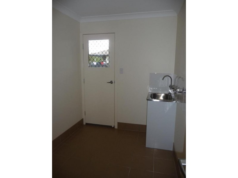 5 Heathwood Place, Collingwood Park QLD 4301