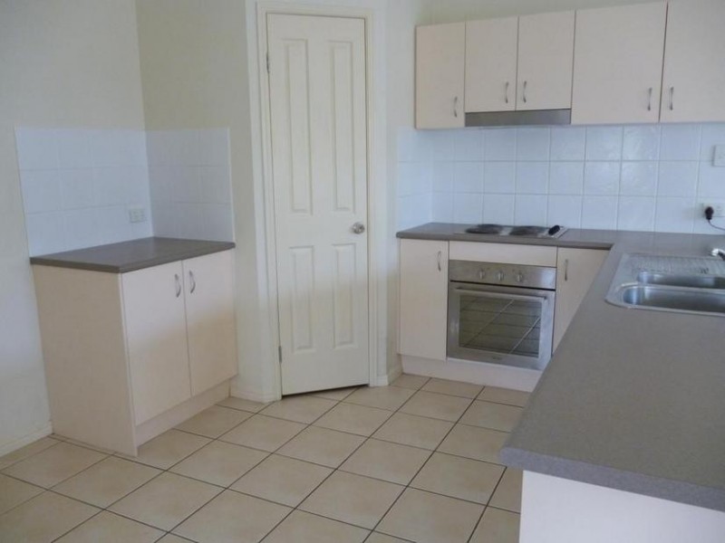 5 Kanangra Place, Parkinson QLD 4115