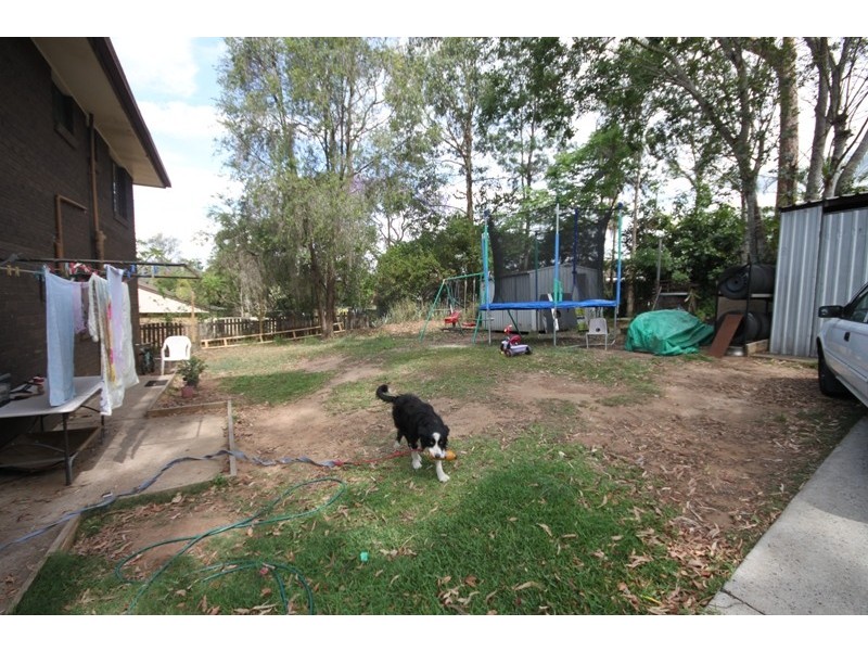 8 Dobell Ave, Collingwood Park QLD 4301