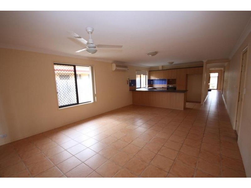 15 Eden Crescent, Springfield Lakes QLD 4300