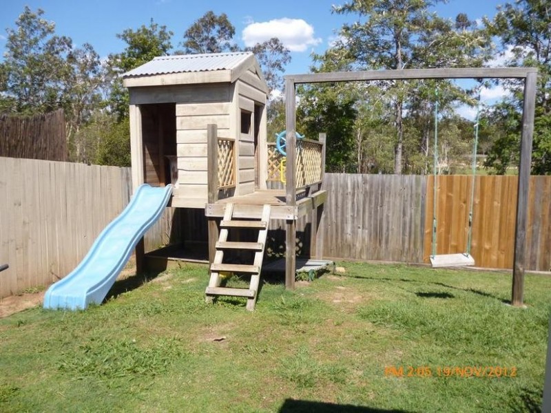 8 Aquamarine Street, Springfield QLD 4300