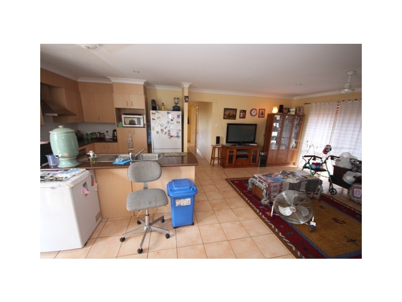 90 Collins Street, Collingwood Park QLD 4301