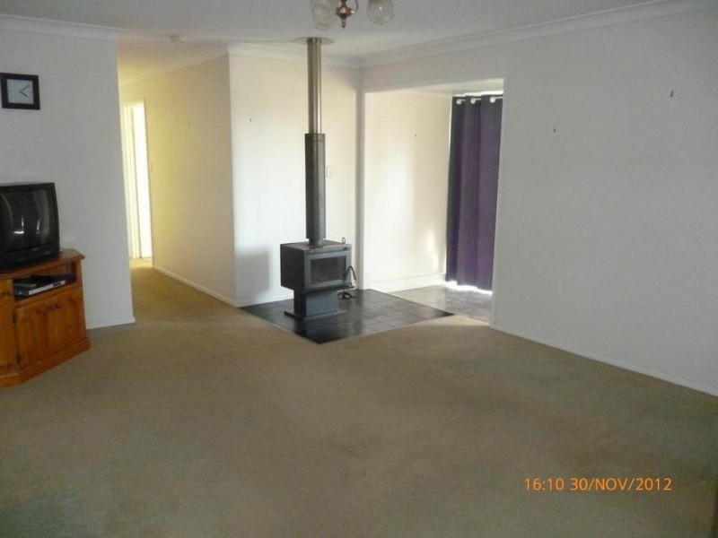 2 Coachwood Street, Crestmead QLD 4132