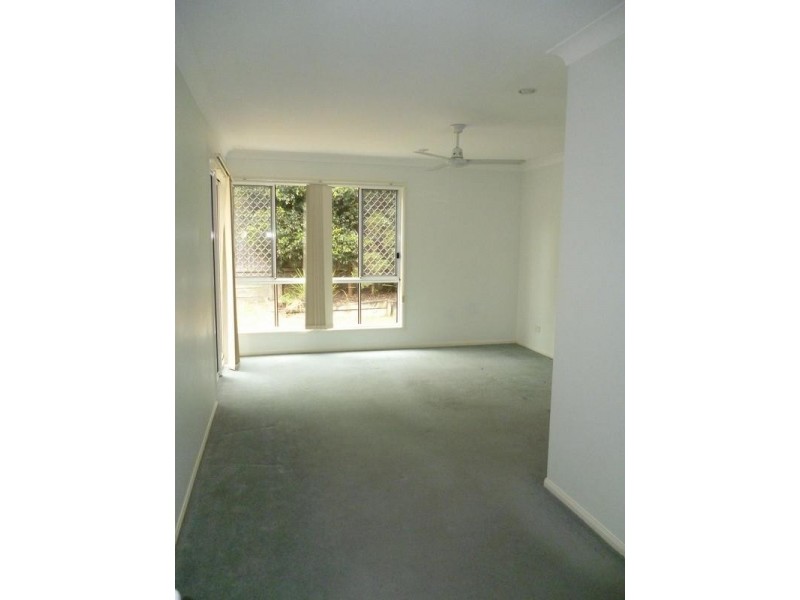 1 Allen Close, Forest Lake QLD 4078