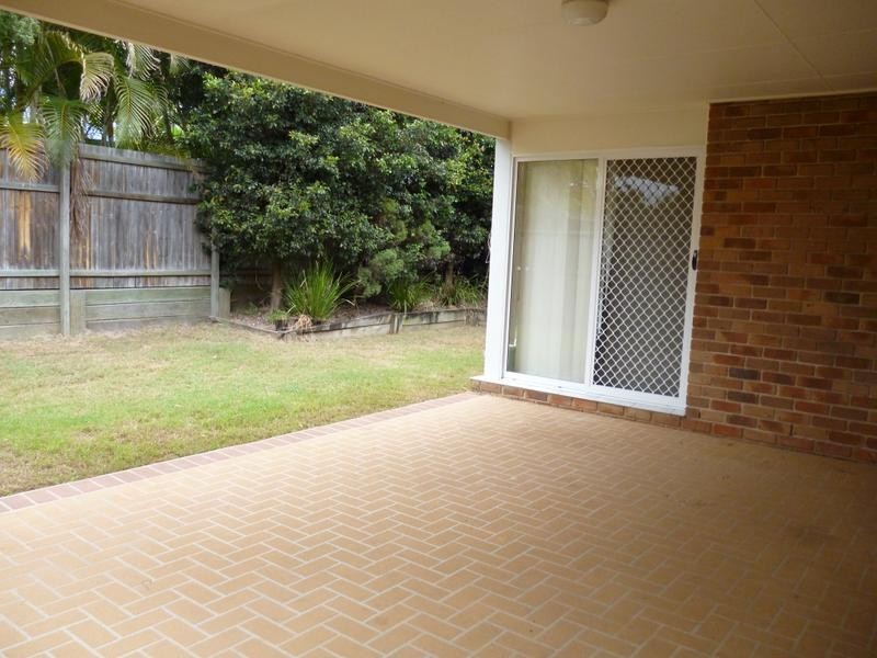 1 Allen Close, Forest Lake QLD 4078