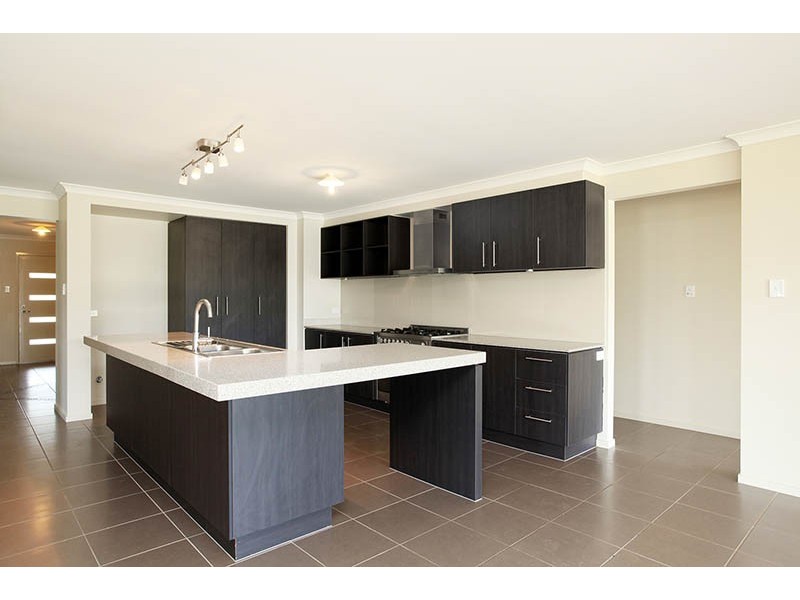18-20 Bluewing Court, Greenbank QLD 4124