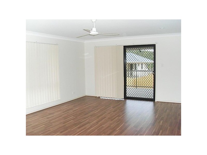 9 Salomon Court, Goodna QLD 4300