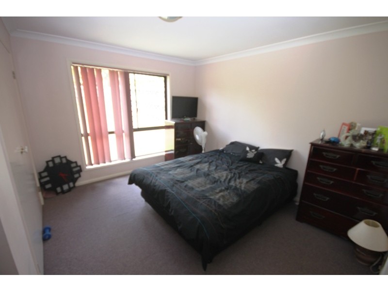 4 Montcliff Court, Springfield QLD 4300