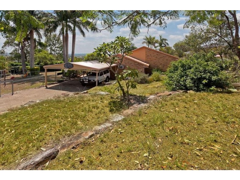 5 Warburton Court, Collingwood Park QLD 4301