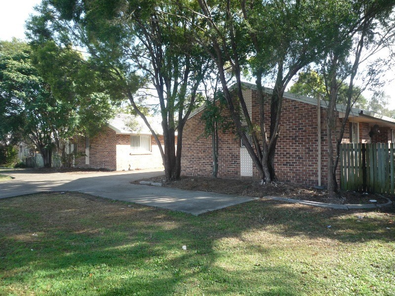4/43 Henty Drive, Redbank Plains QLD 4301