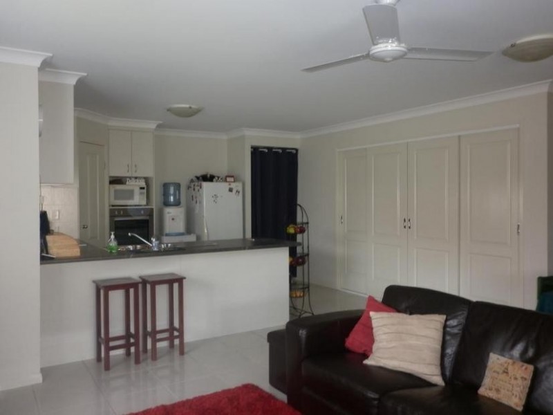 32 Quinn Close, Augustine Heights QLD 4300
