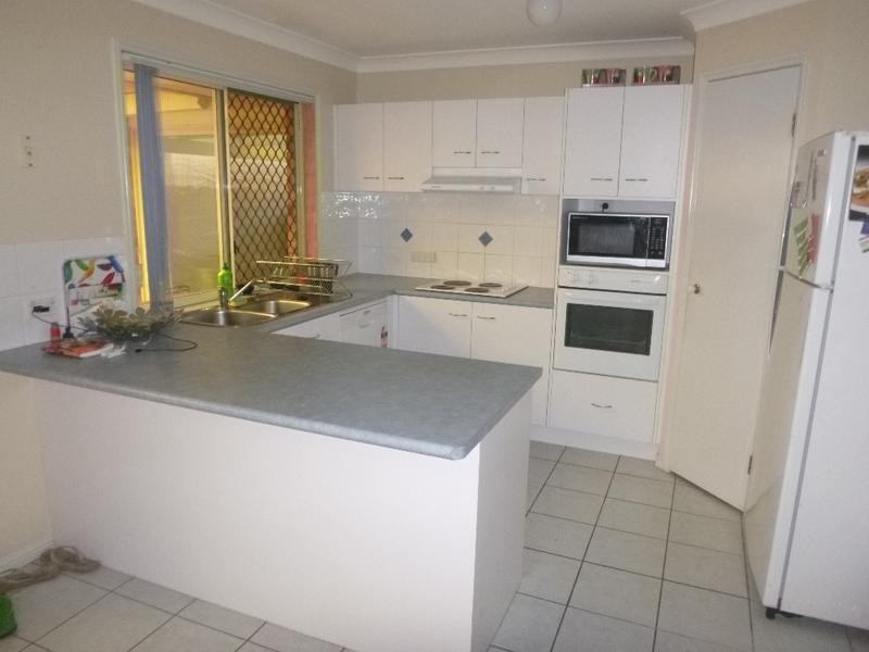41 Karamea Avenue, Springfield QLD 4300