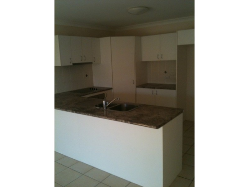 1/18 De Valera Street, Collingwood Park QLD 4301