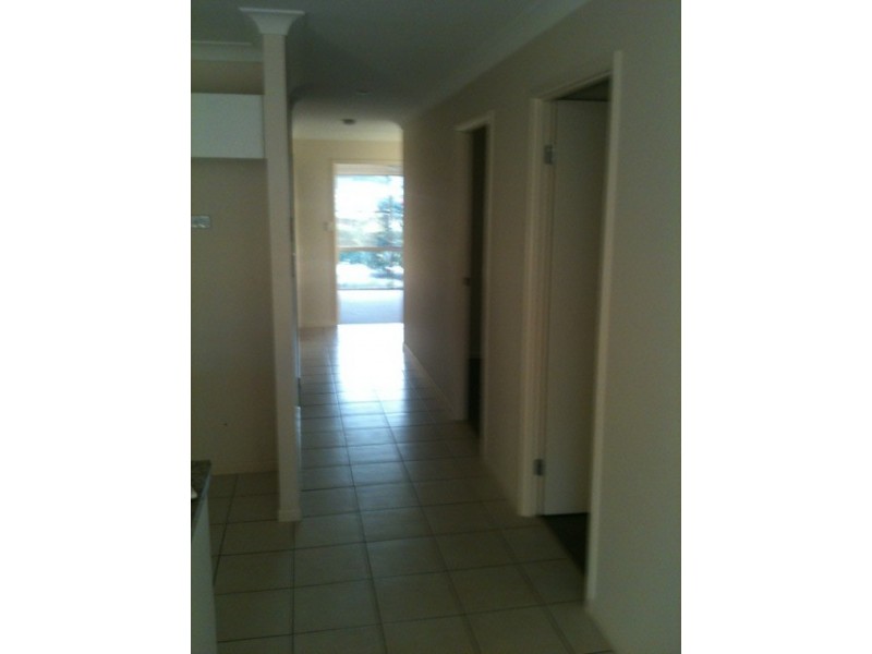 1/18 De Valera Street, Collingwood Park QLD 4301