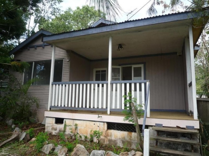 17 Thomas Street, Blackstone QLD 4304