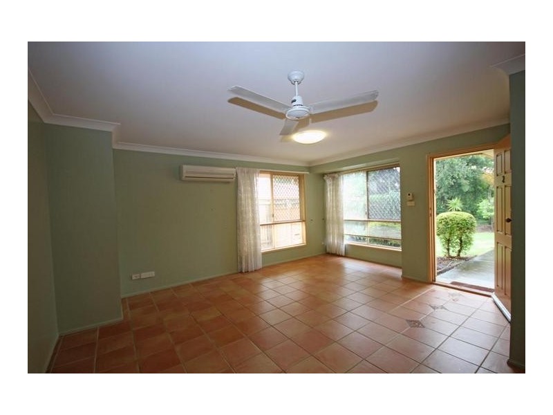 2/22 Cambridge Street, Silkstone QLD 4304