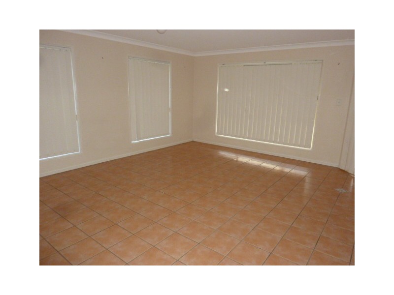 7 Crediton Place, Forest Lake QLD 4078