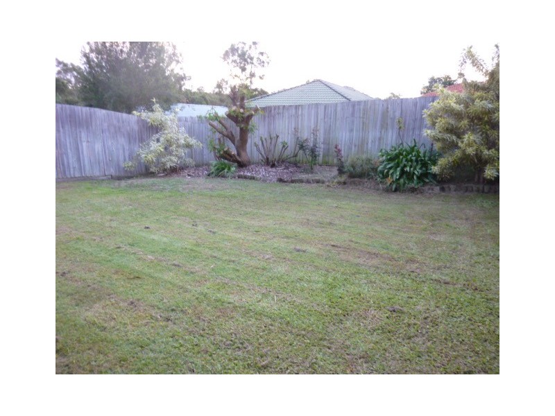 7 Crediton Place, Forest Lake QLD 4078