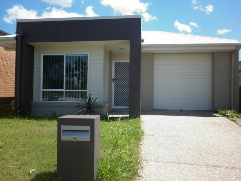 6 Erbin Lane, Augustine Heights QLD 4300