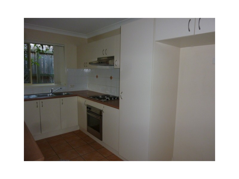 7 Crediton Place, Forest Lake QLD 4078