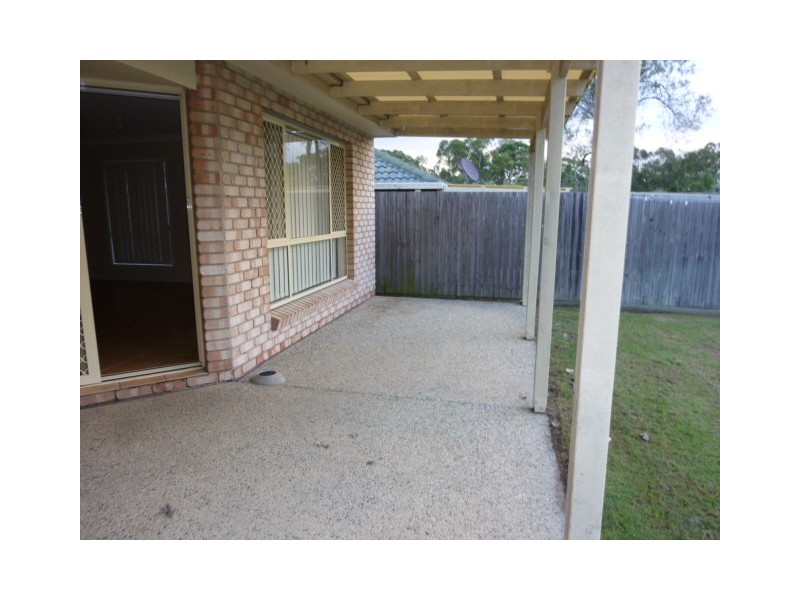7 Crediton Place, Forest Lake QLD 4078