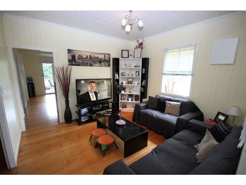 42 Brisbane Road, Redbank QLD 4301