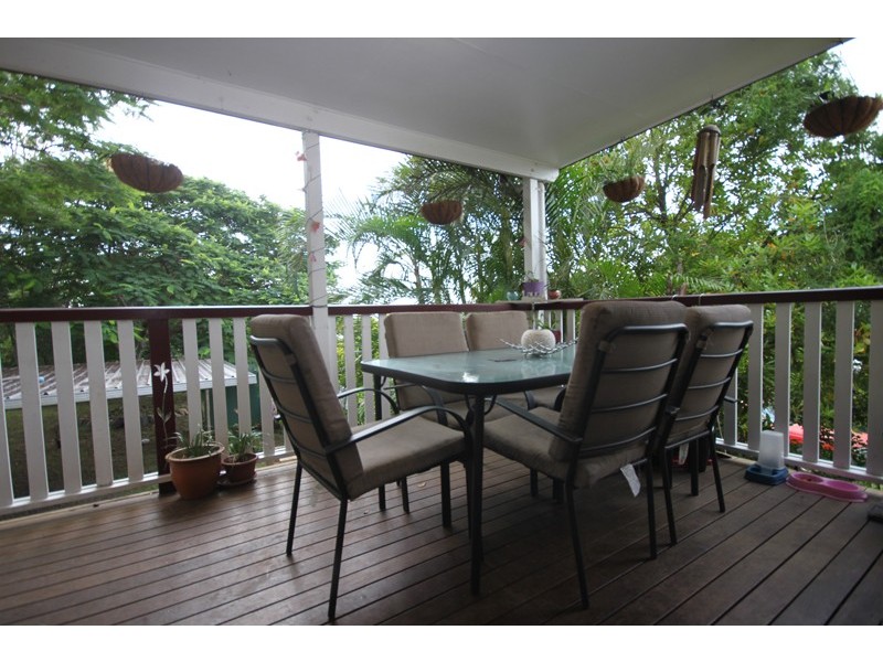 42 Brisbane Road, Redbank QLD 4301