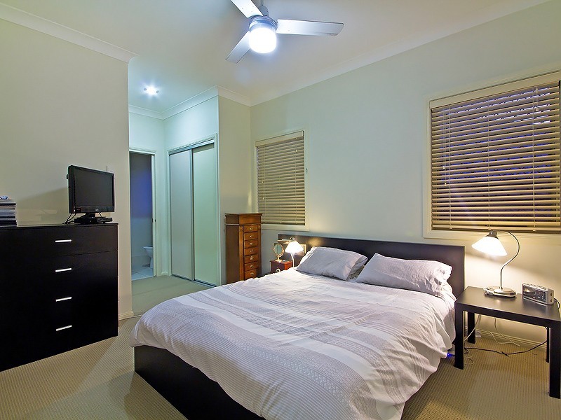 35 Wildflower Drive, Springfield Lakes QLD 4300