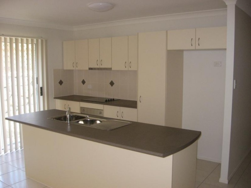 42 Knight Street, Redbank Plains QLD 4301