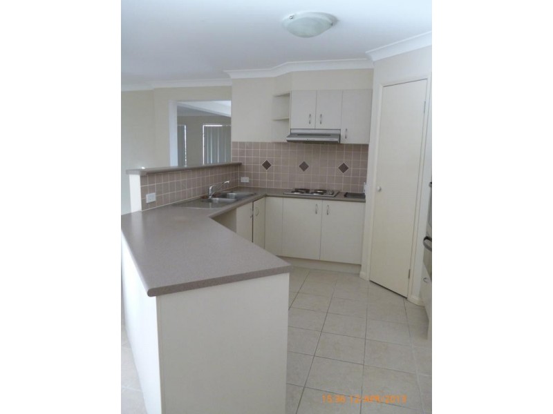 27 Esperance Crescent, Springfield Lakes QLD 4300