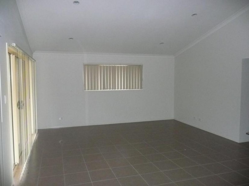 7 O’Kelly Court, Collingwood Park QLD 4301