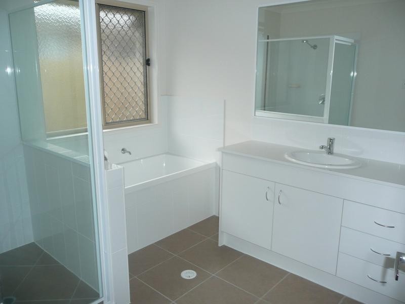 7 O’Kelly Court, Collingwood Park QLD 4301