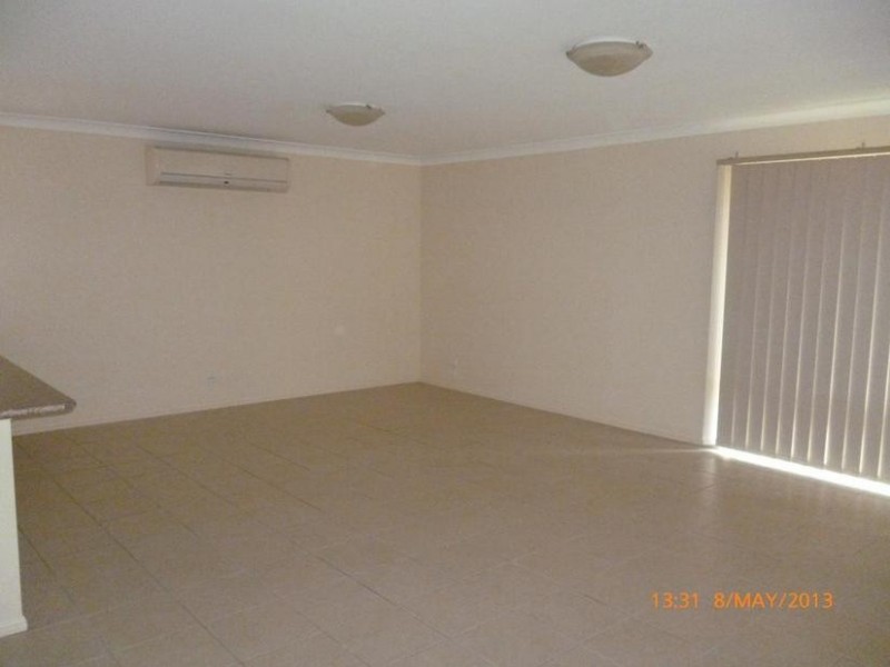 2 Oak Leaf Street, Springfield Lakes QLD 4300